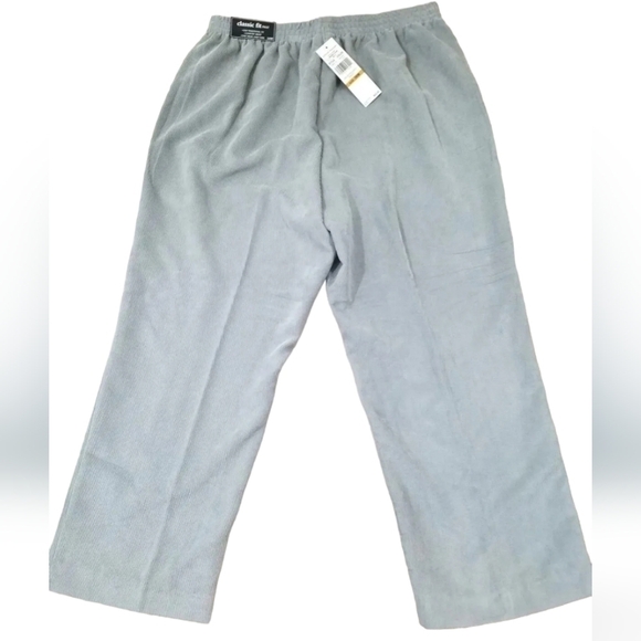 Alfred Dunner~Woman Plus Size 16W--22W~Eskimo Kiss Gray Corduroy Pants - Picture 11 of 13